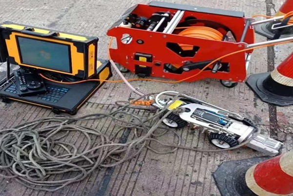 双河CCTV管道检测机器人